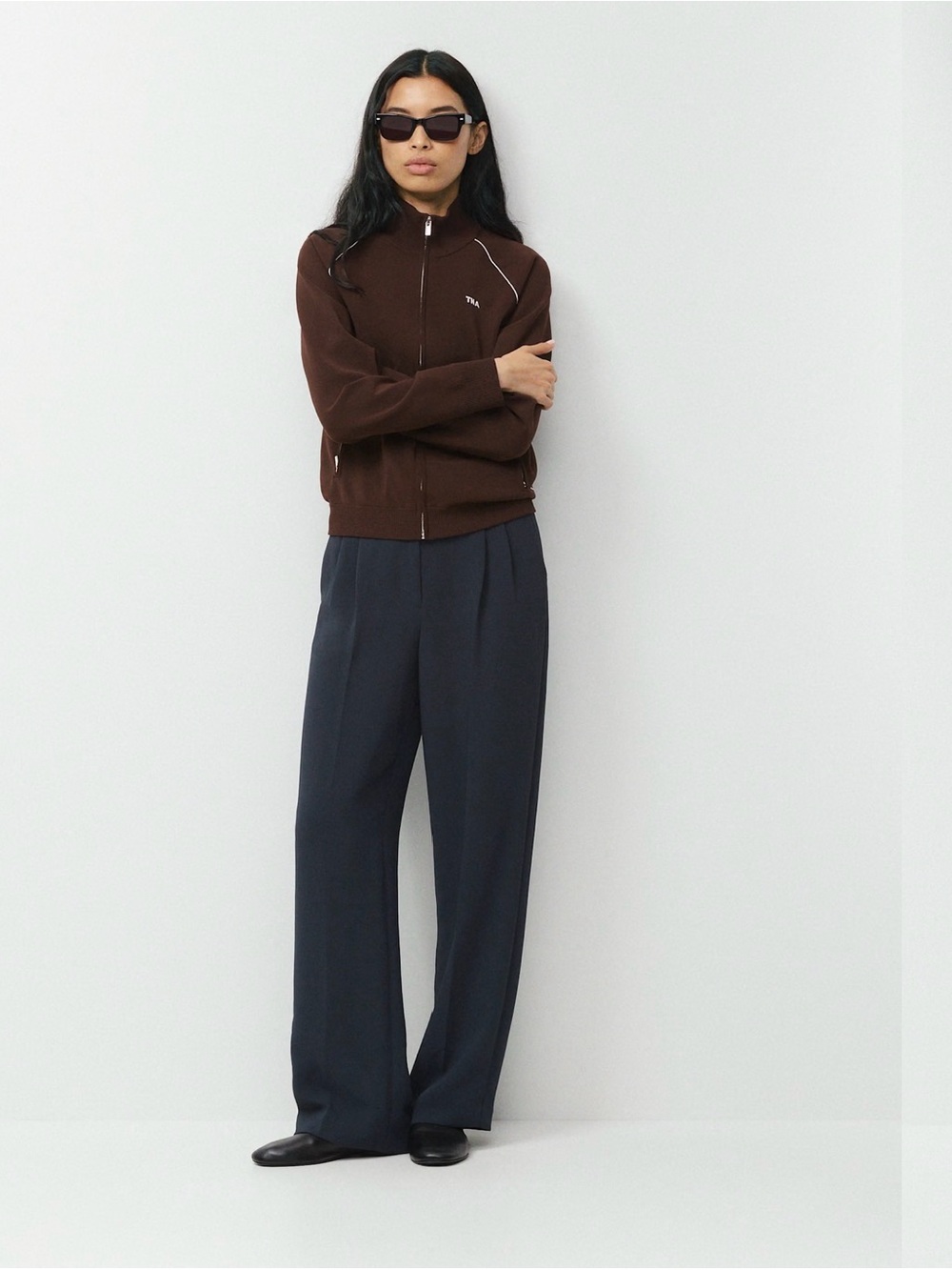 Aritzia Effortless Pant in Crepette